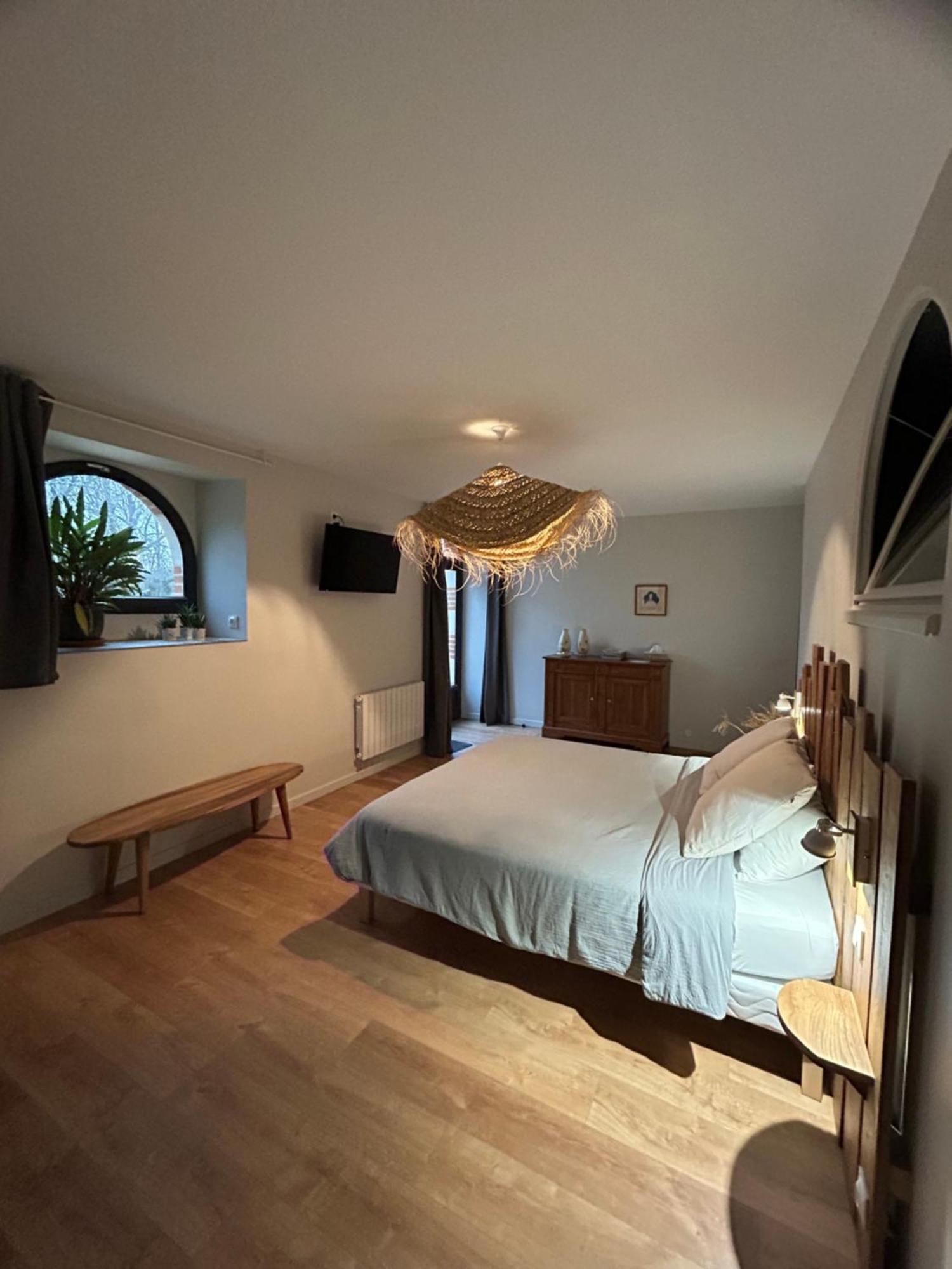Chambres D'Hotes De La Pilatiere Persac Εξωτερικό φωτογραφία